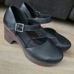 b.o.c. Black Leather Strap Heels